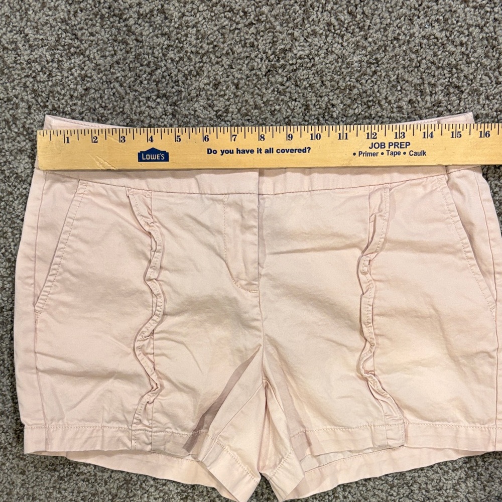 LOFT Light Pink Chic Ruffle Shorts EUC 4 - Picture 4 of 7